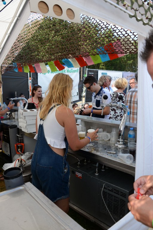 ../Images/Loungefest 2015 0220.jpg